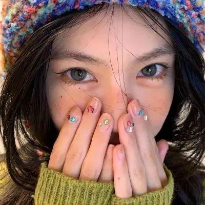 小胸维妮的幸福旅程